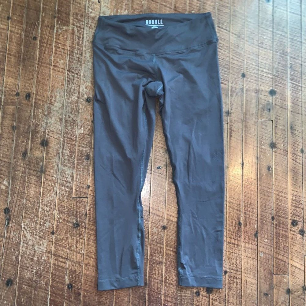 No Bull gray matte S cropped high impact workout leggings